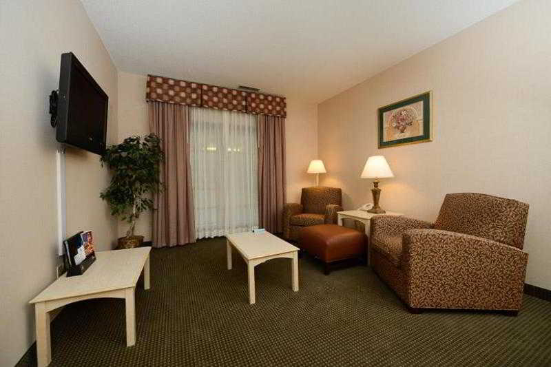 Best Western Circus City Inn Peru Экстерьер фото