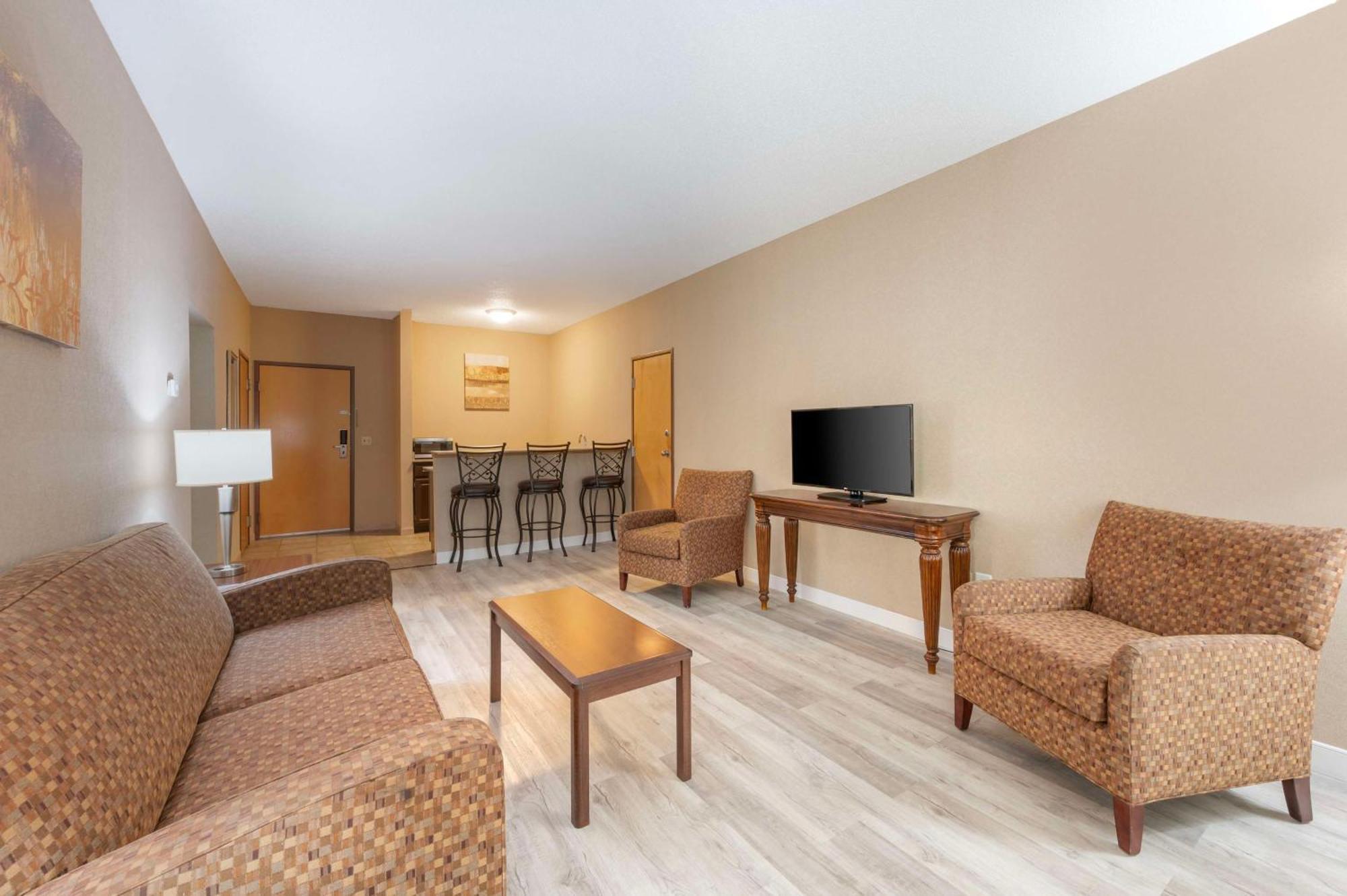 Best Western Circus City Inn Peru Экстерьер фото