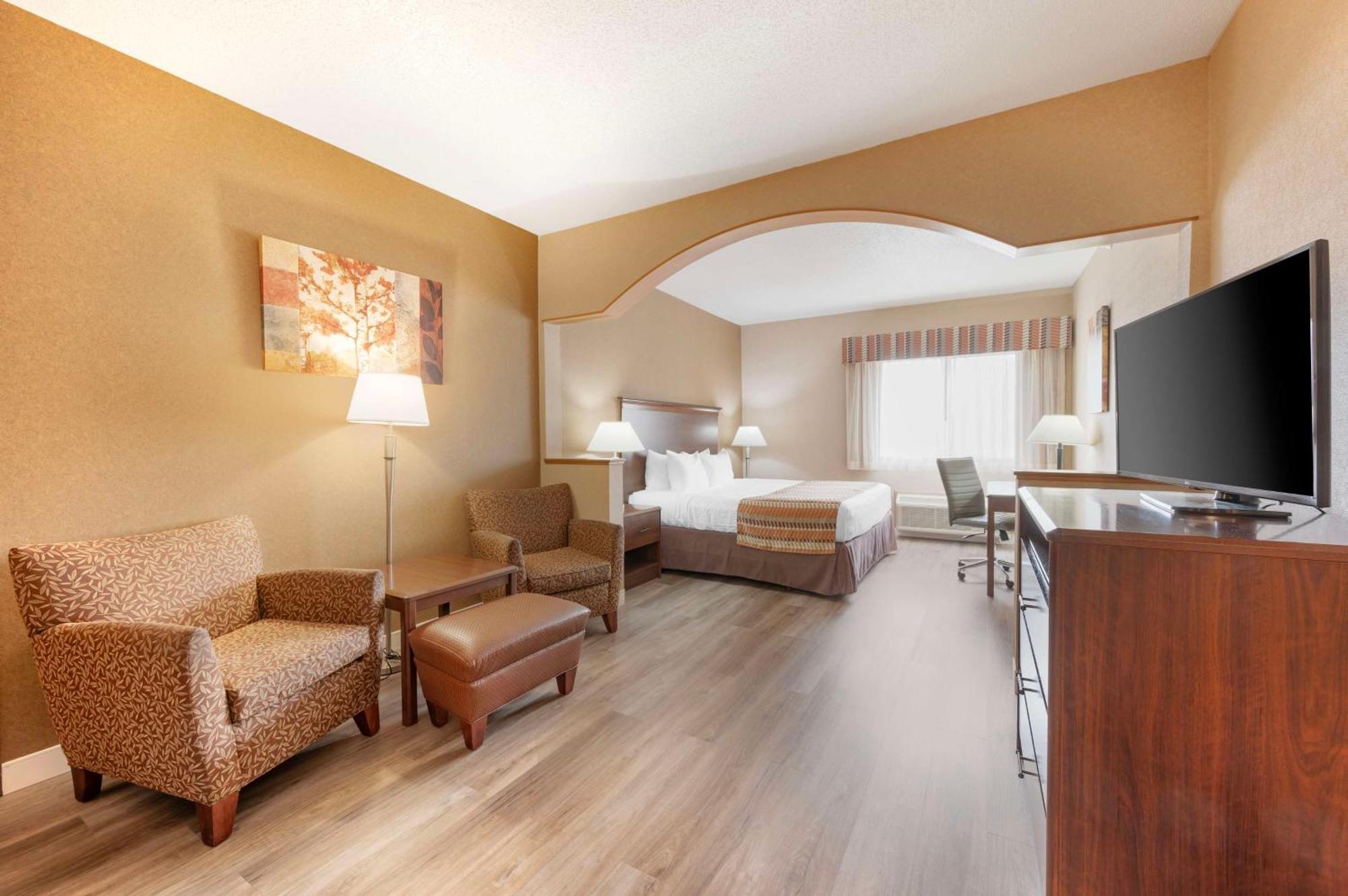 Best Western Circus City Inn Peru Экстерьер фото