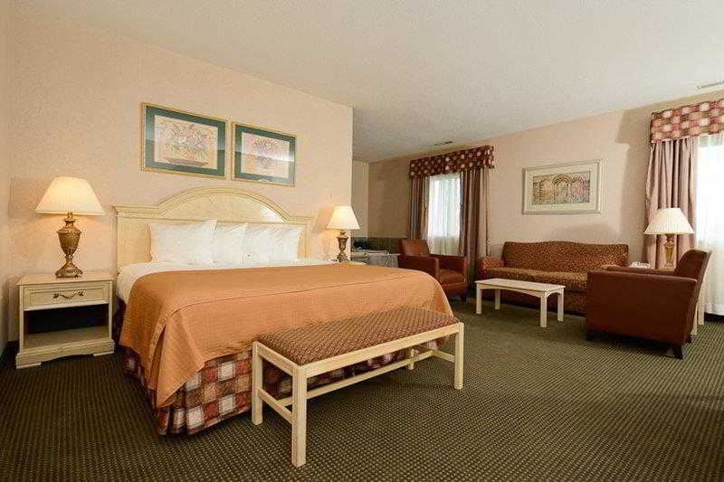 Best Western Circus City Inn Peru Экстерьер фото
